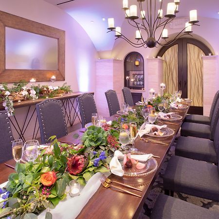 Отель Crowne Plaza Costa Mesa Orange County By Ihg Экстерьер фото