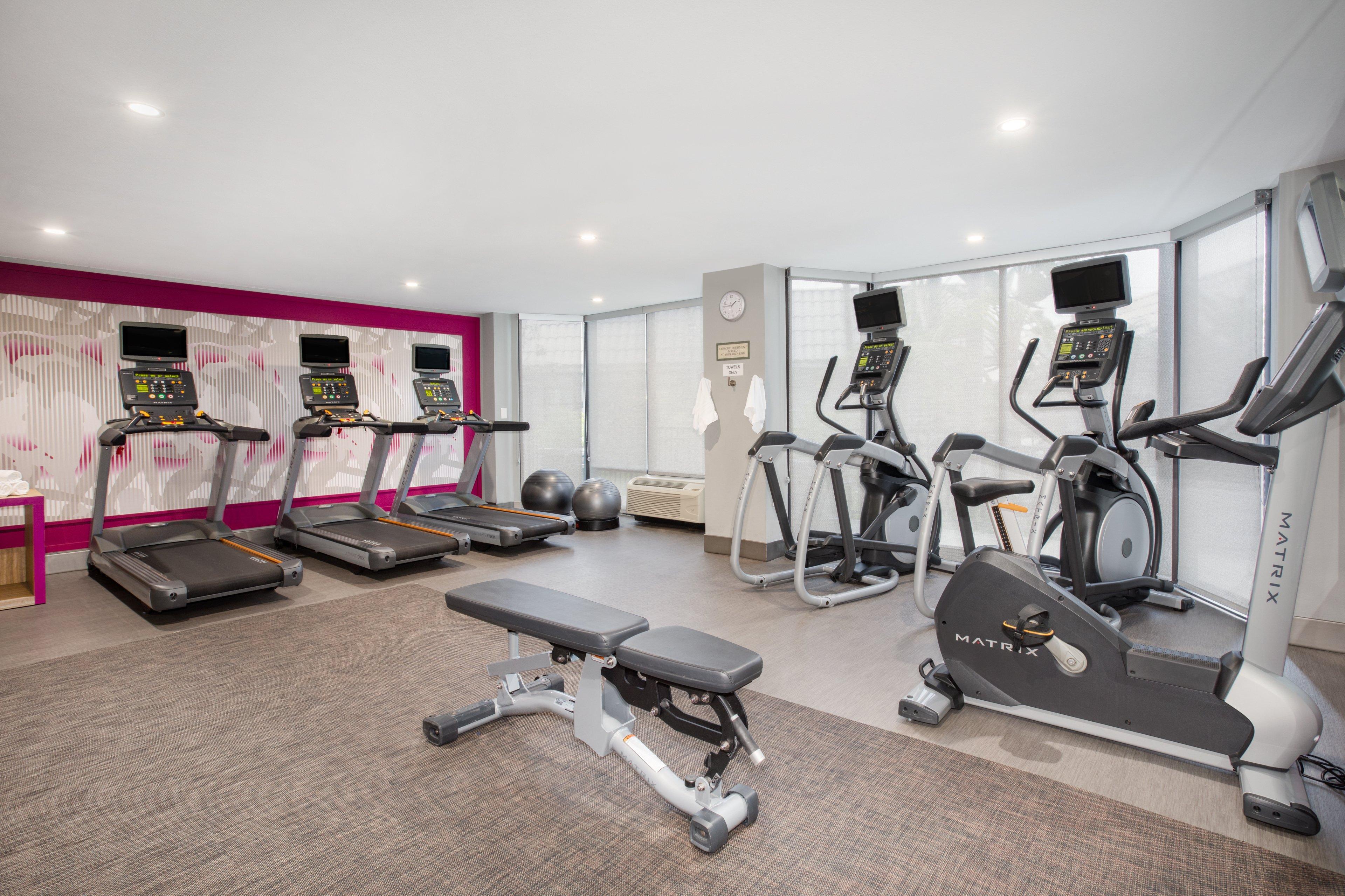 Отель Crowne Plaza Costa Mesa Orange County By Ihg Экстерьер фото