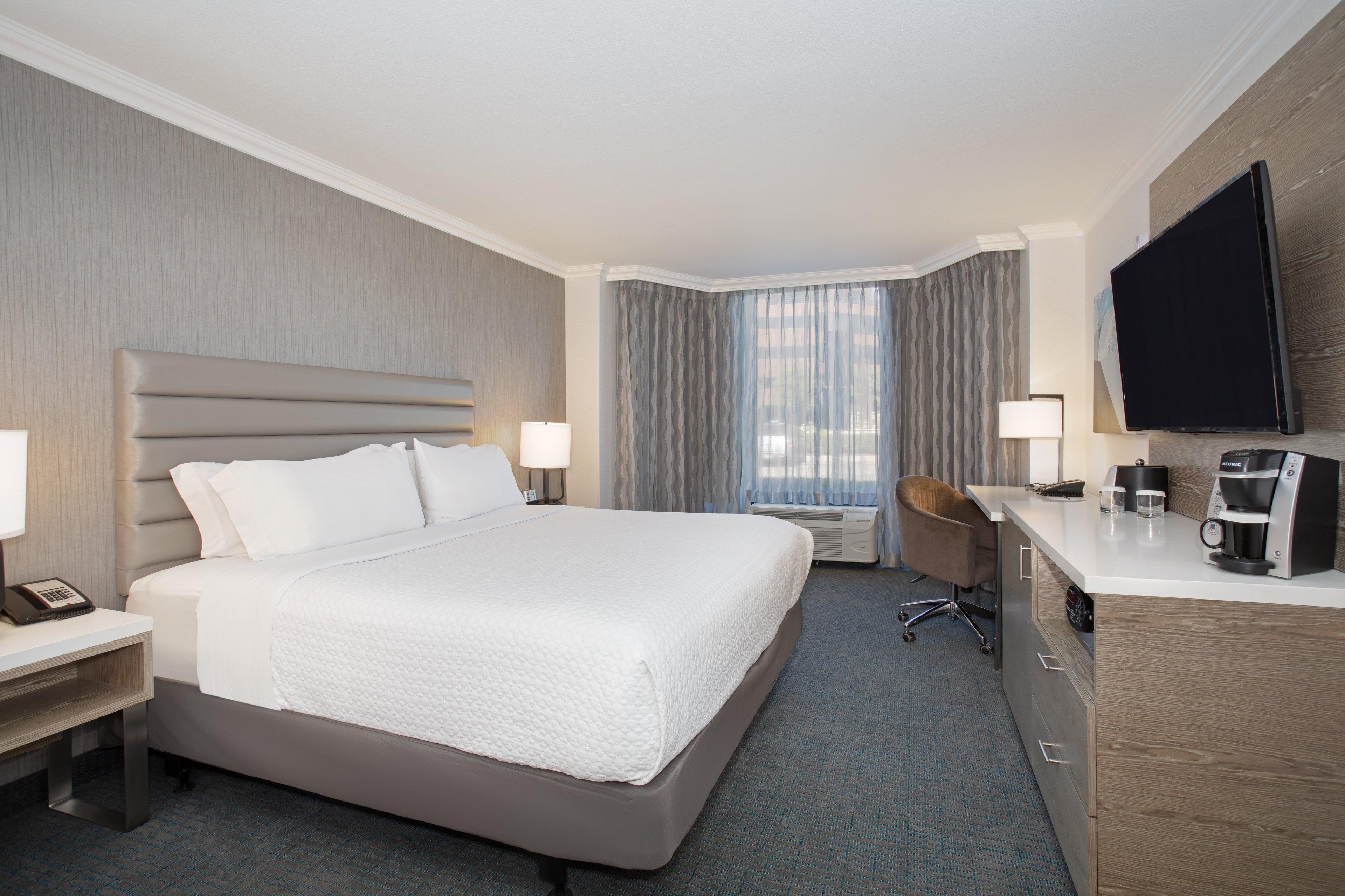Отель Crowne Plaza Costa Mesa Orange County By Ihg Экстерьер фото