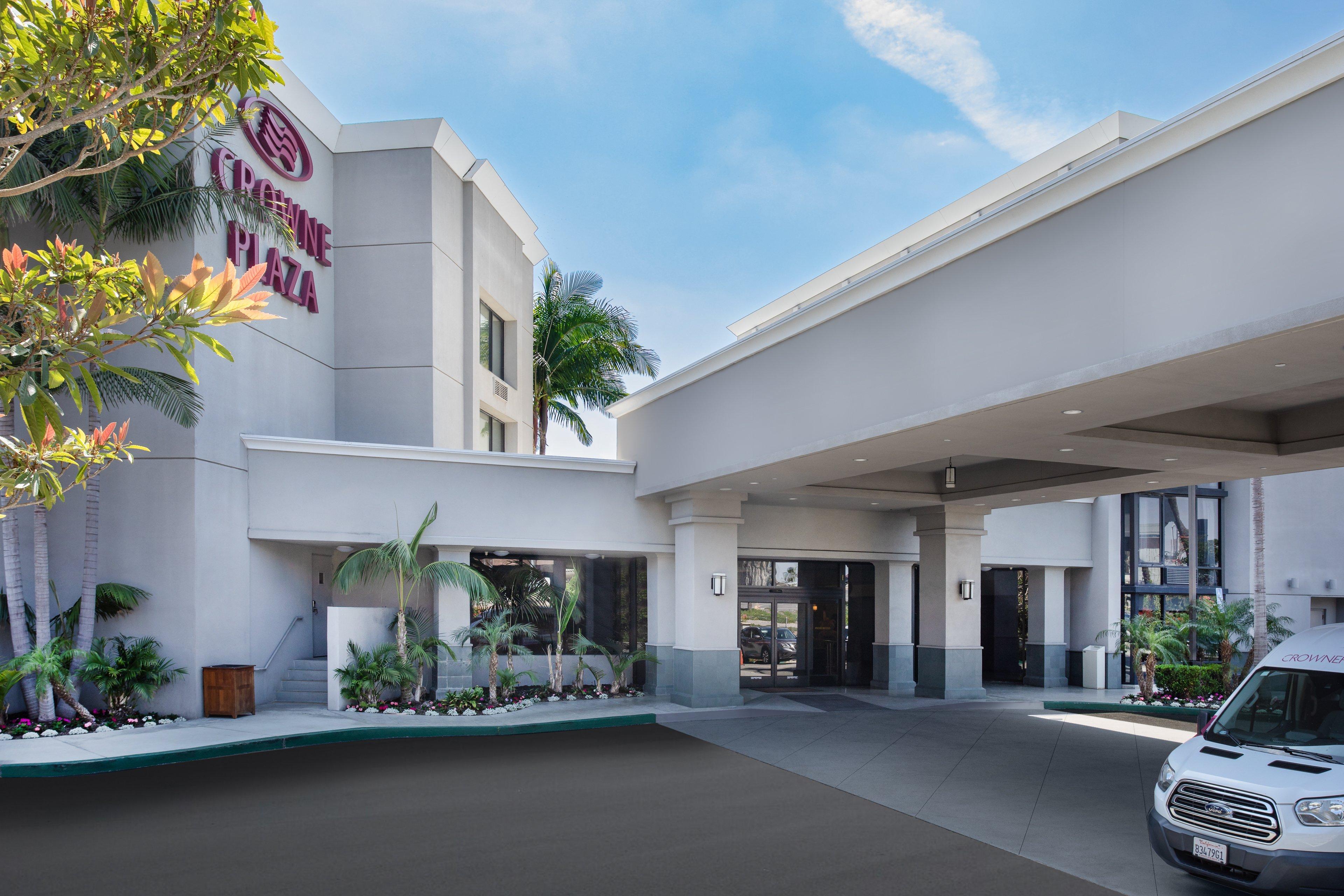Отель Crowne Plaza Costa Mesa Orange County By Ihg Экстерьер фото