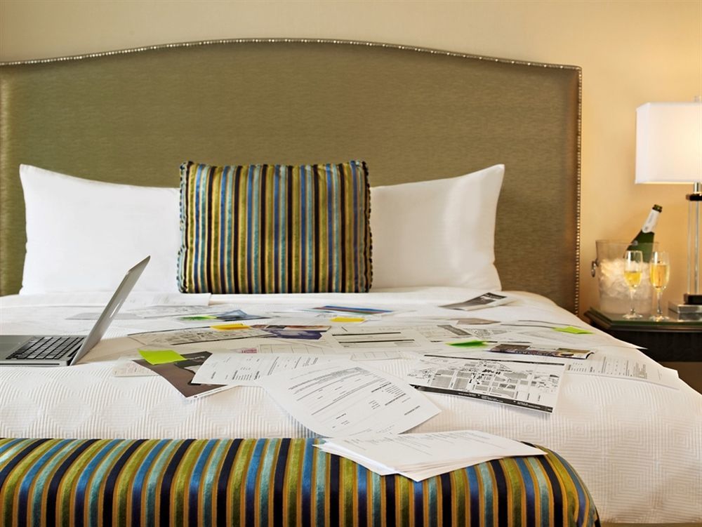 Отель Crowne Plaza Costa Mesa Orange County By Ihg Экстерьер фото