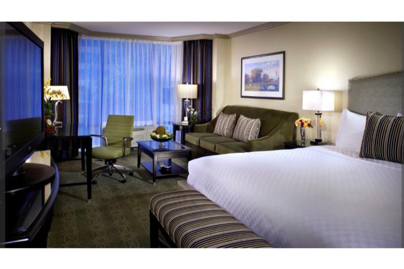 Отель Crowne Plaza Costa Mesa Orange County By Ihg Экстерьер фото